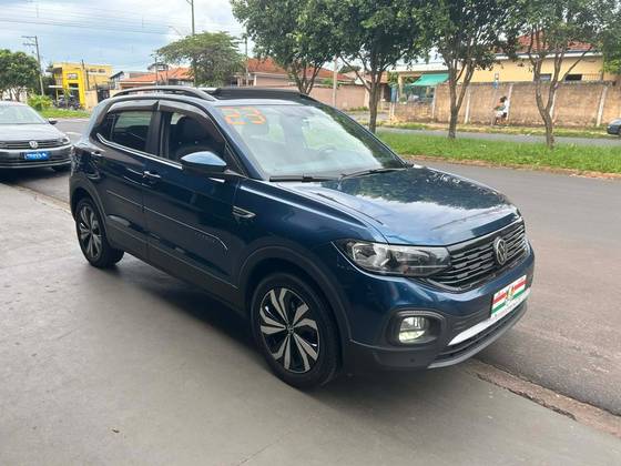 VOLKSWAGEN T-CROSS 1.0 200 TSI TOTAL FLEX COMFORTLINE AUTOMÁTICO
